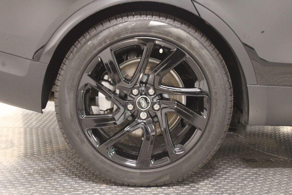 used 2025 Land Rover Discovery car, priced at $70,049