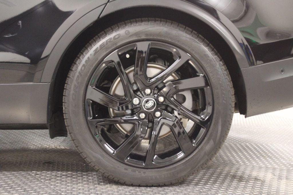 used 2025 Land Rover Discovery car, priced at $70,049