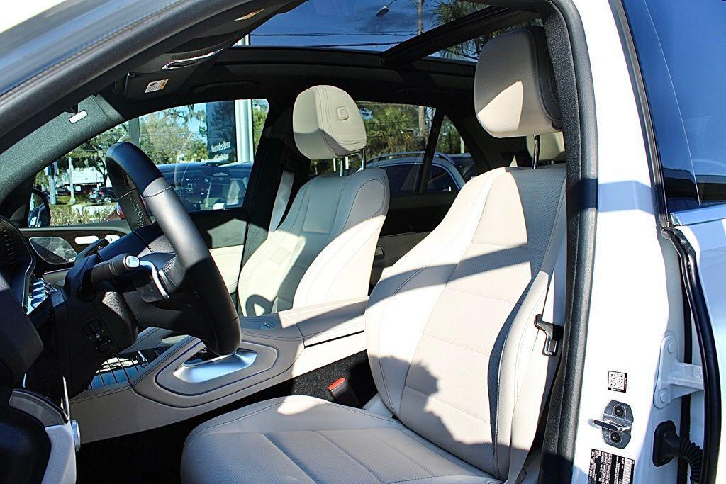 used 2025 Mercedes-Benz GLE 450 car, priced at $74,789