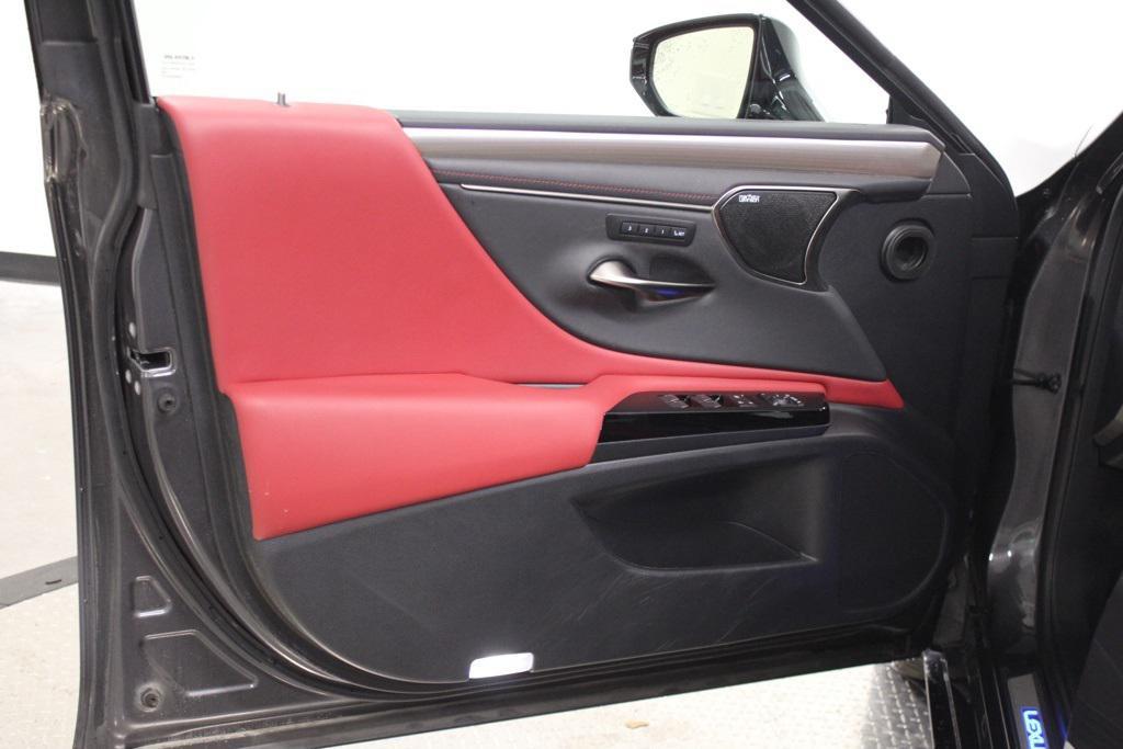 used 2024 Lexus ES 300h car, priced at $45,459