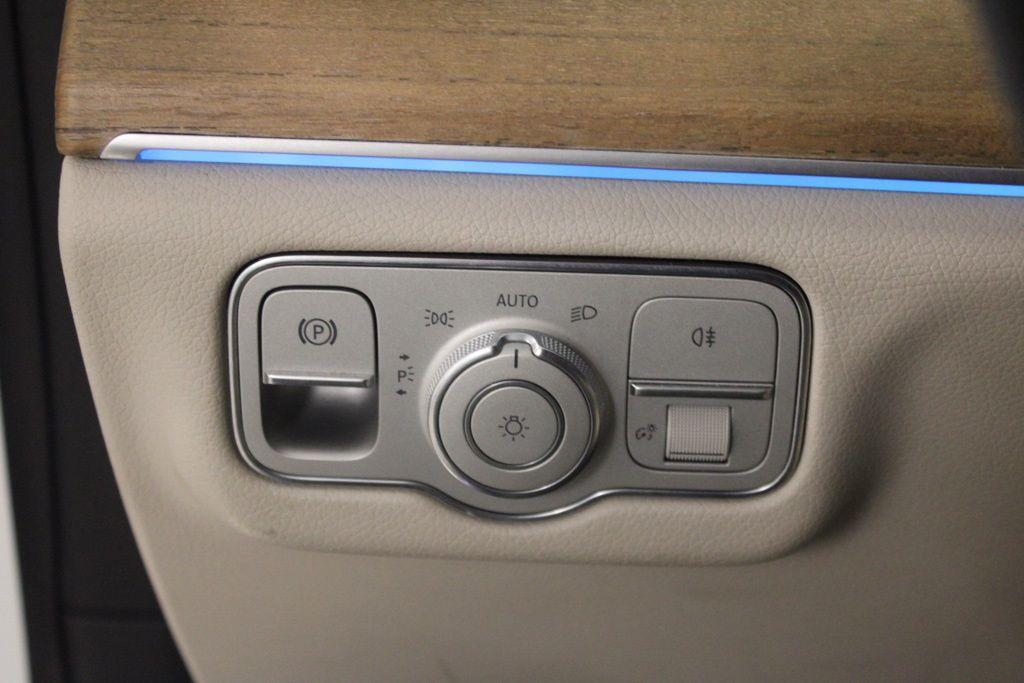 used 2021 Mercedes-Benz GLE 350 car, priced at $32,679