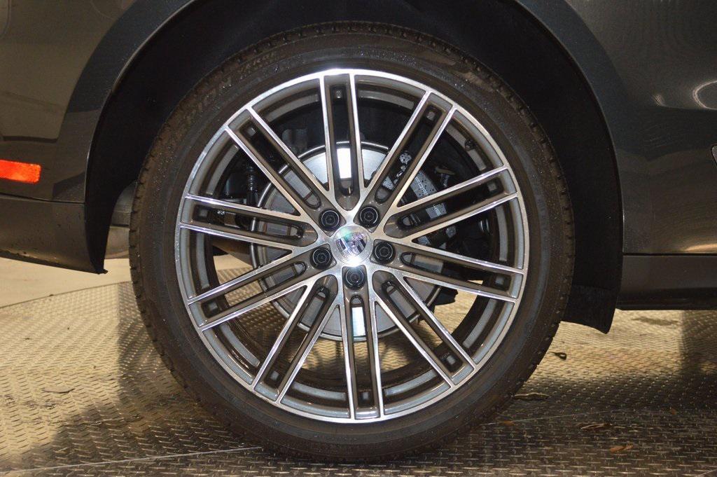 used 2025 Porsche Macan car
