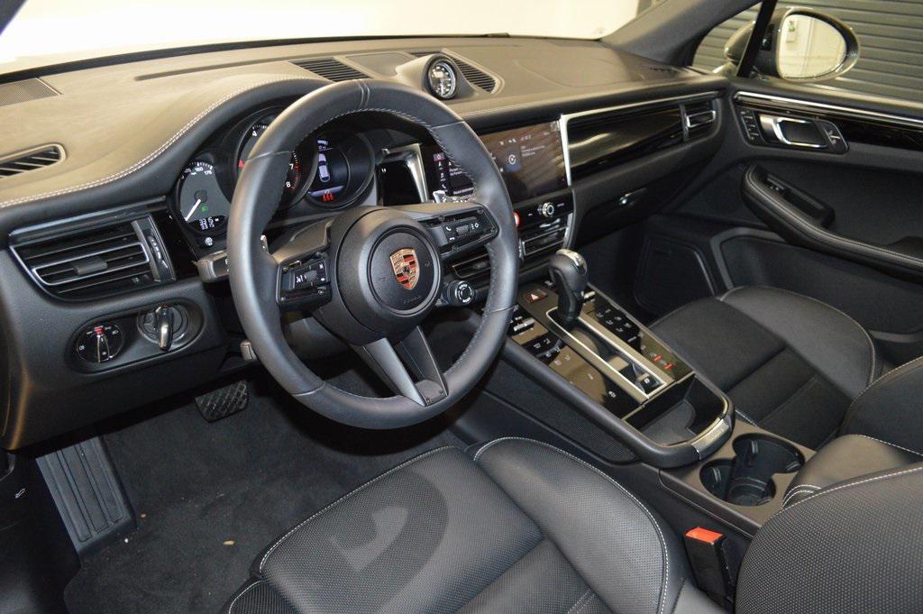 used 2025 Porsche Macan car