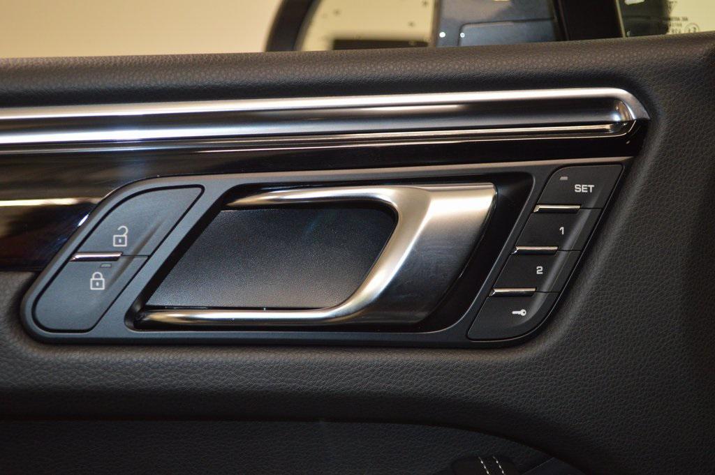 used 2025 Porsche Macan car