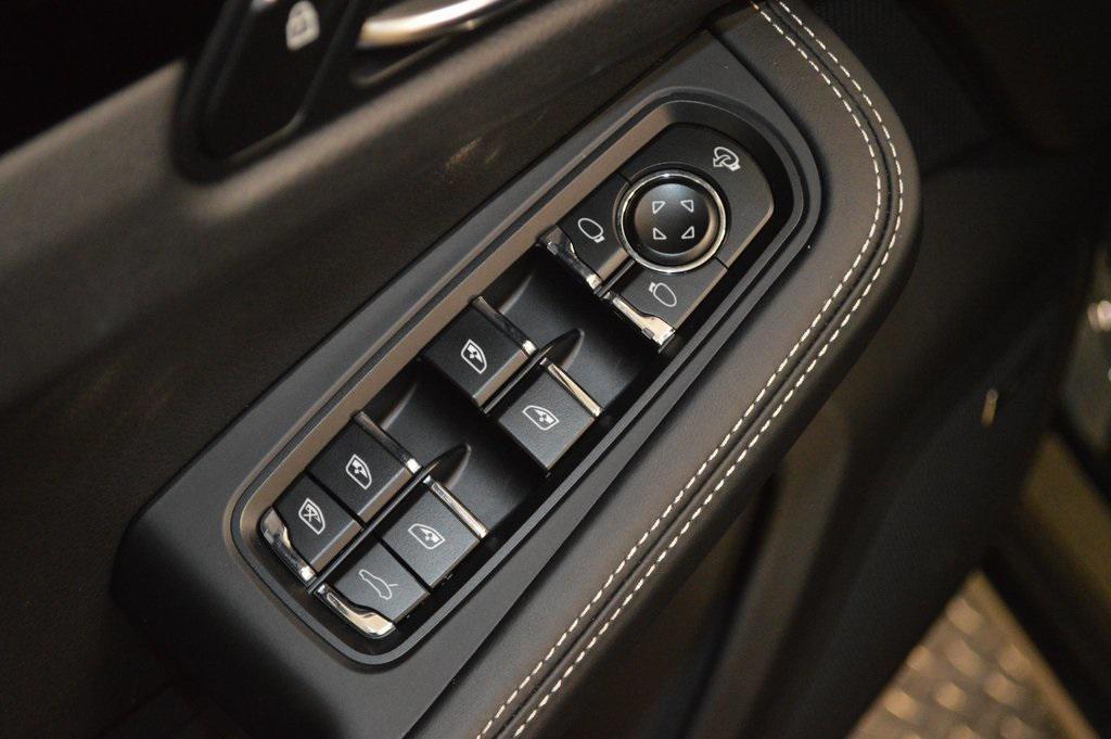 used 2025 Porsche Macan car