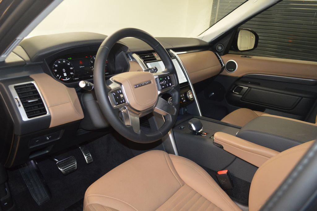 used 2025 Land Rover Discovery car, priced at $80,790