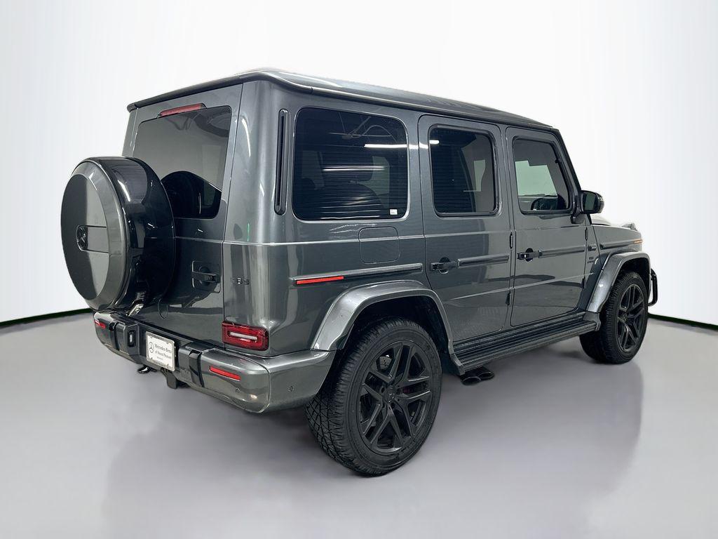 Mercedes-Benz G-Class view 9