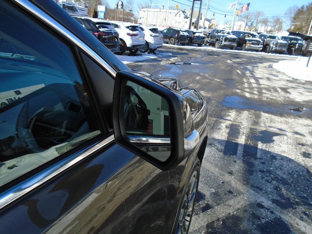 used 2020 GMC Acadia car, priced at $28,384