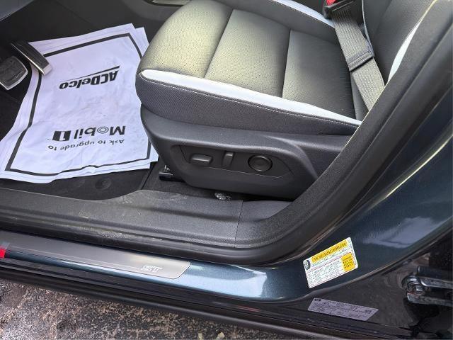 new 2026 Buick Envision car, priced at $47,026