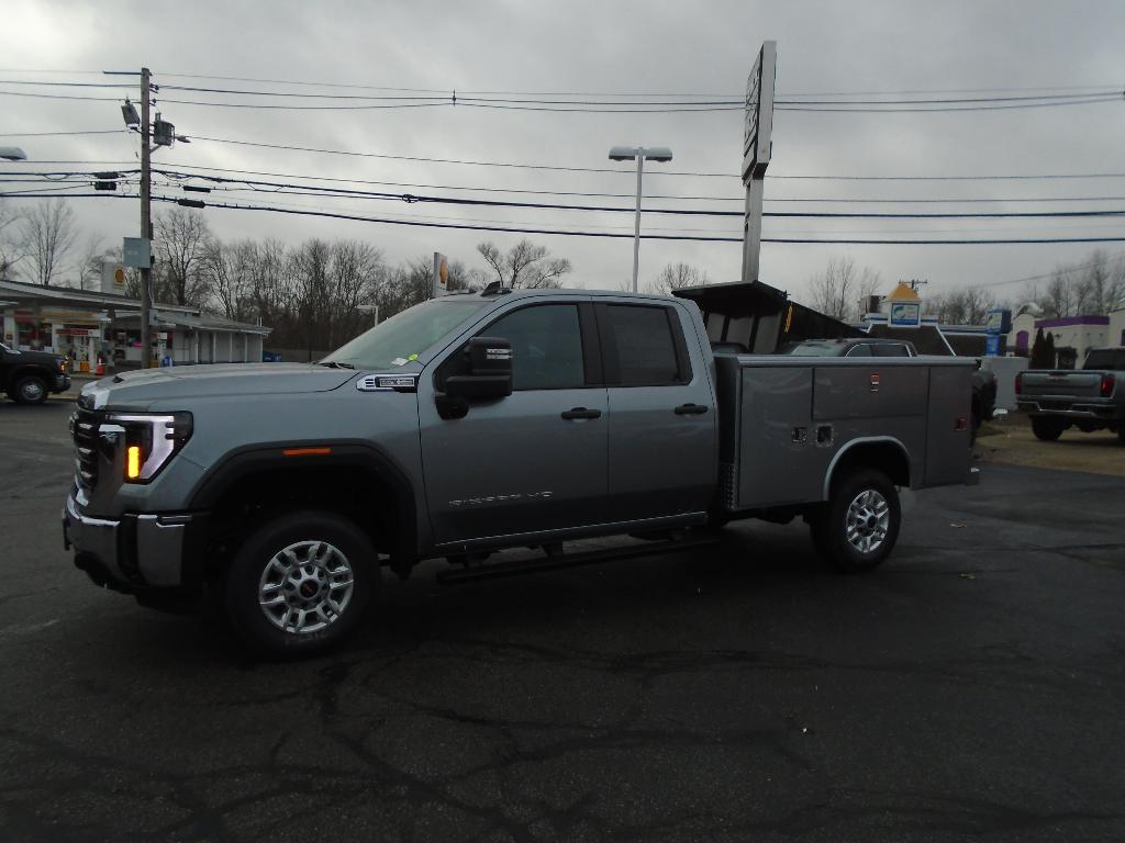 new 2026 GMC Sierra 2500 car, priced at $77,175