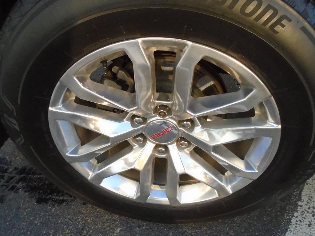 used 2019 GMC Sierra 1500 car, priced at $33,384