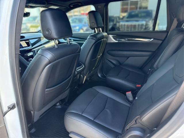 used 2021 Cadillac XT6 car, priced at $29,384