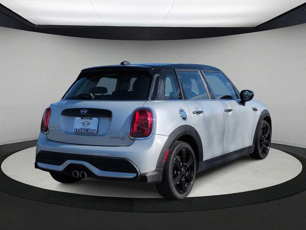 used 2023 MINI Hardtop car, priced at $24,300