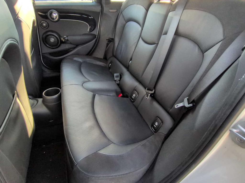 used 2022 MINI Hardtop car, priced at $23,500