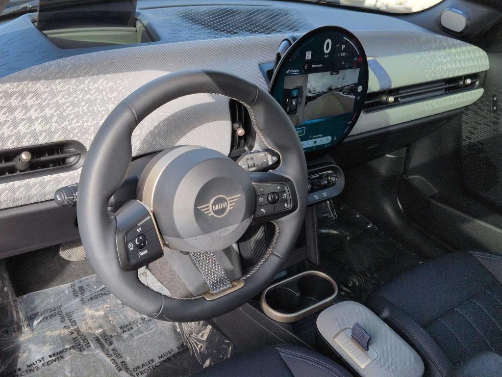 used 2025 MINI Hardtop car, priced at $30,988