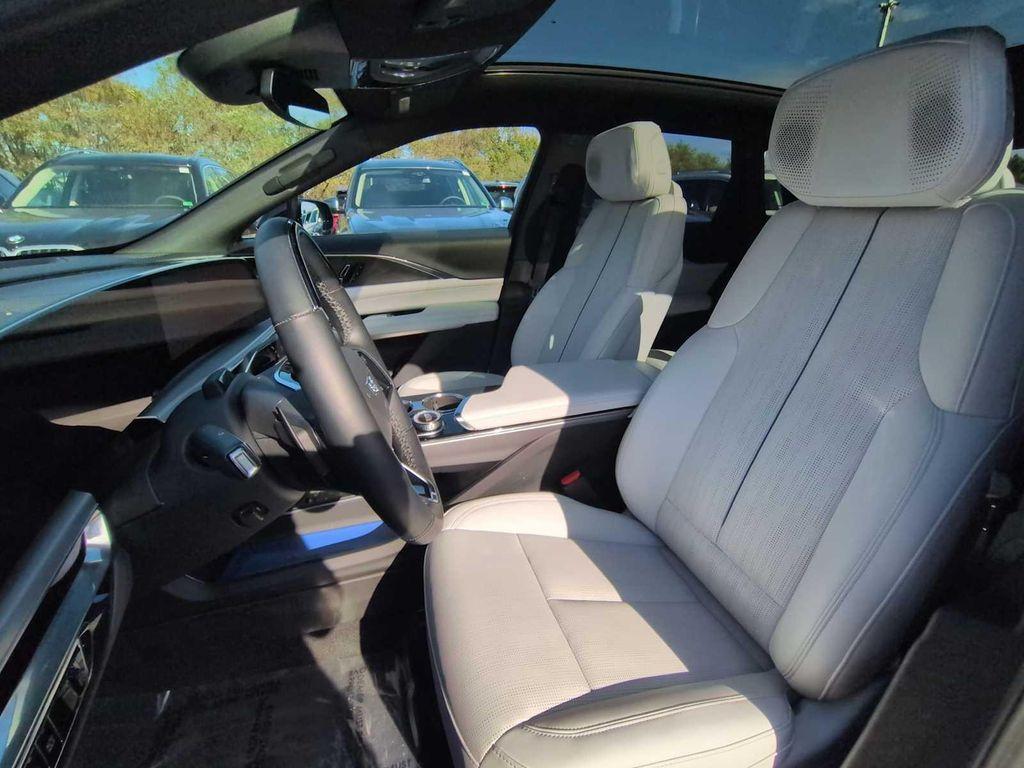 used 2024 Cadillac LYRIQ car, priced at $39,900