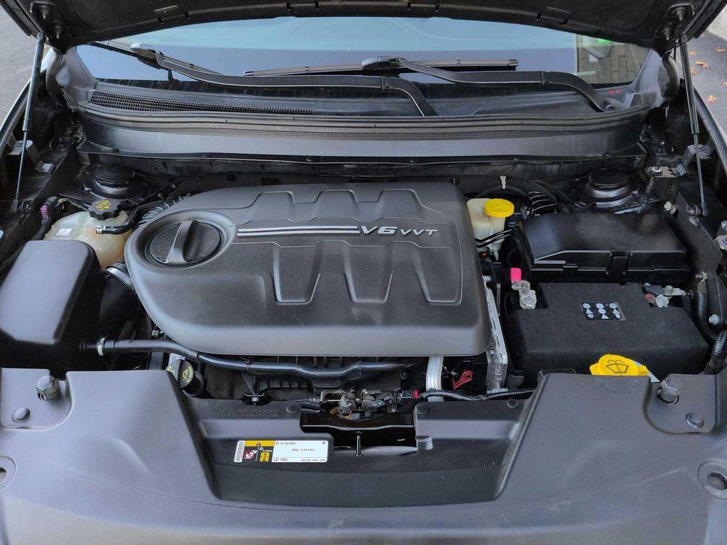 used 2016 Jeep Cherokee car, priced at $11,989