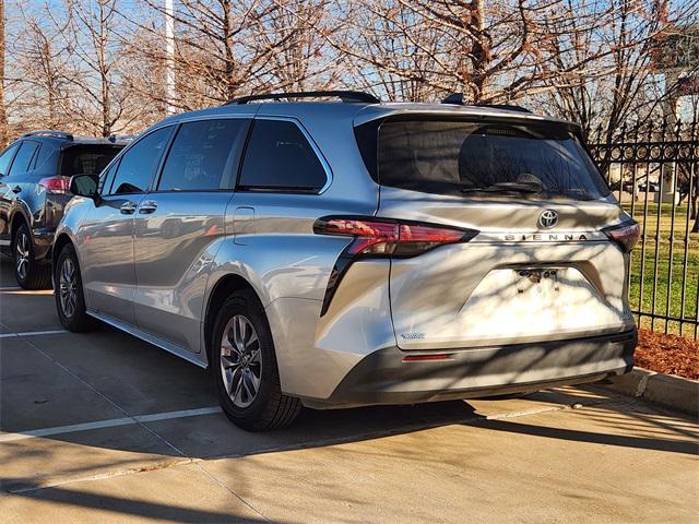 used 2021 Toyota Sienna car, priced at $29,661