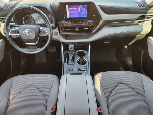 used 2023 Toyota Highlander car, priced at $30,193