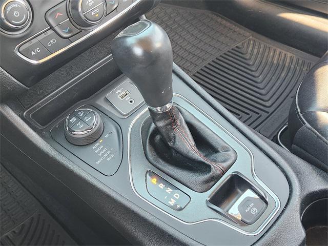 used 2019 Jeep Cherokee car, priced at $16,572