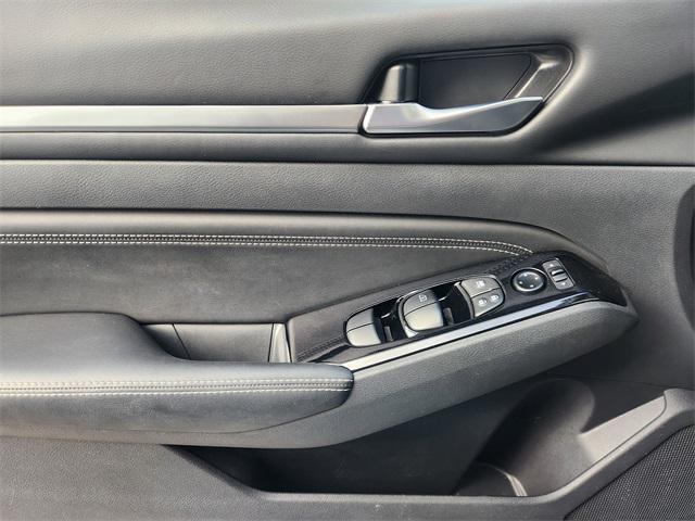 used 2023 Nissan Altima car, priced at $20,054