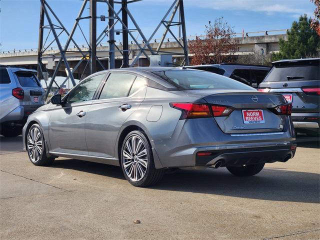 used 2023 Nissan Altima car, priced at $20,054