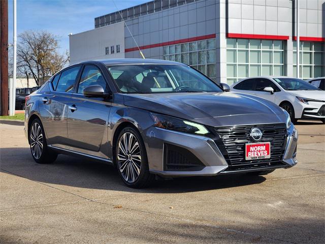 used 2023 Nissan Altima car, priced at $20,054