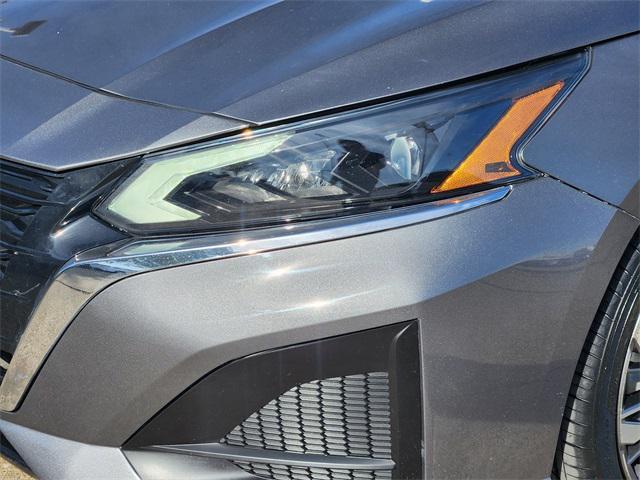 used 2023 Nissan Altima car, priced at $20,054