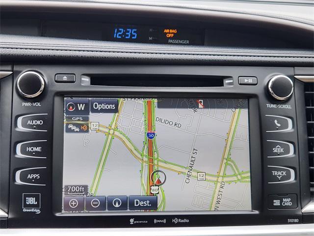 used 2018 Toyota Highlander car, priced at $24,872