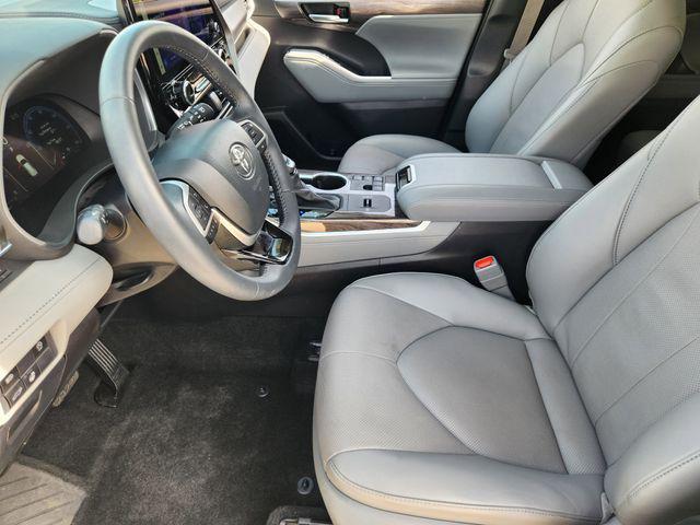 used 2024 Toyota Highlander car, priced at $47,491