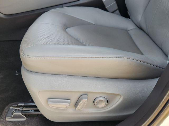 used 2024 Toyota Highlander car, priced at $47,491