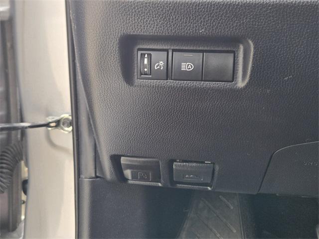 used 2020 Toyota RAV4 car, priced at $20,991