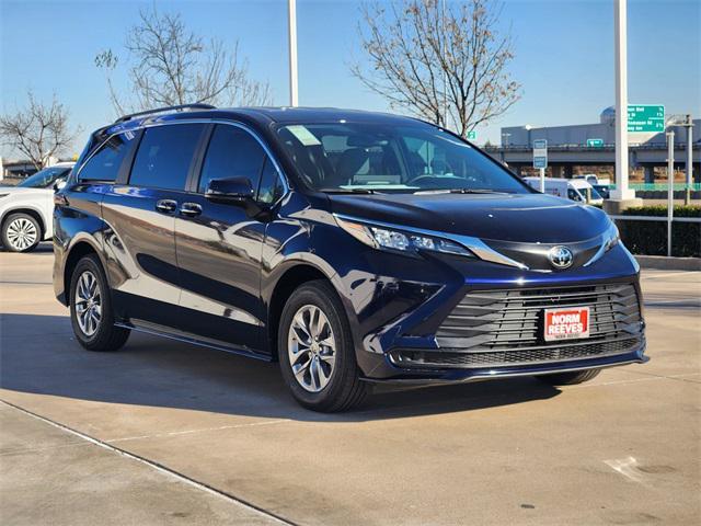 new 2026 Toyota Sienna car, priced at $40,953