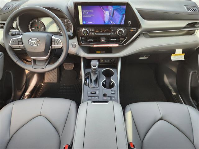 new 2026 Toyota Highlander car, priced at $45,512