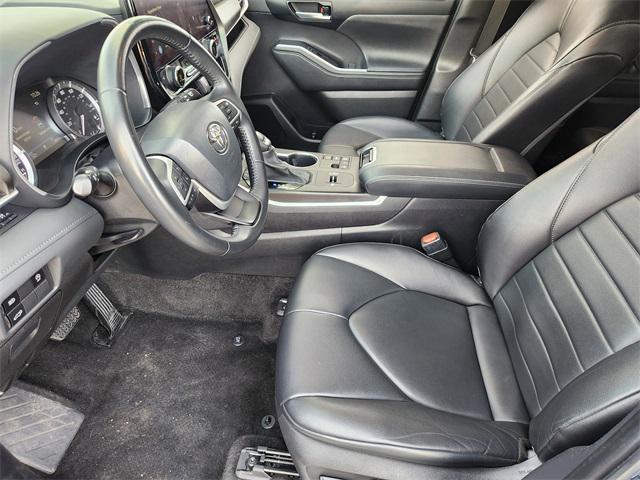 used 2023 Toyota Highlander car, priced at $35,241