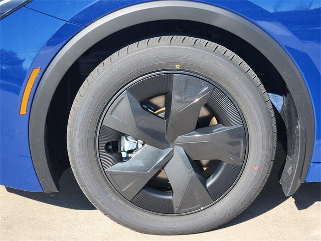 new 2026 Toyota Prius Plug-In Hybrid car, priced at $35,306