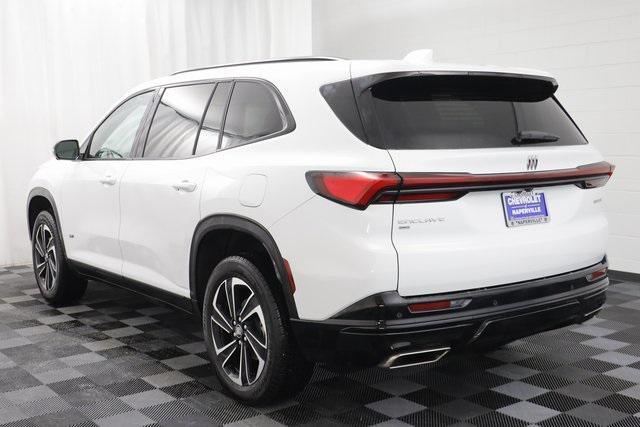 used 2025 Buick Enclave car, priced at $40,638