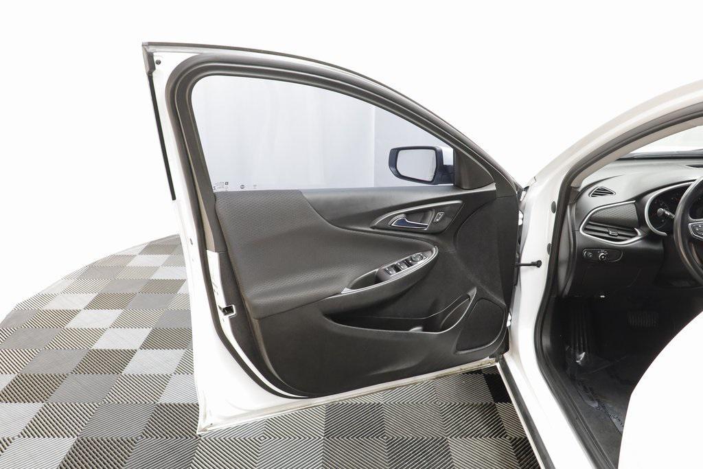 used 2022 Chevrolet Malibu car, priced at $18,990