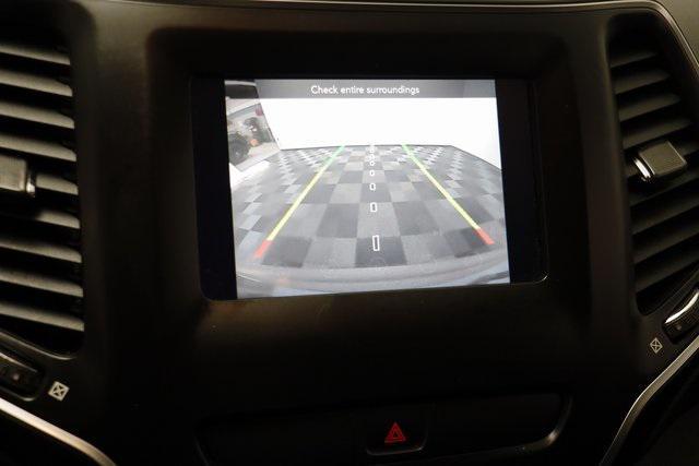 used 2019 Jeep Cherokee car, priced at $14,322