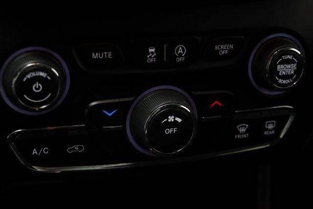 used 2019 Jeep Cherokee car, priced at $14,322