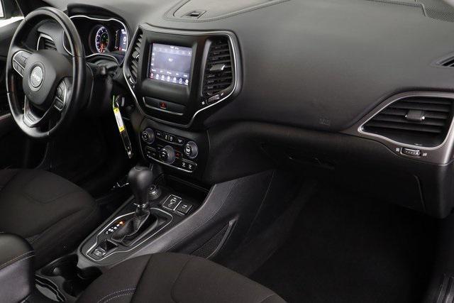 used 2019 Jeep Cherokee car, priced at $14,322