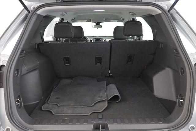 used 2024 Chevrolet Equinox car, priced at $20,900