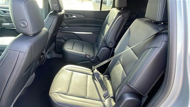 new 2026 Chevrolet Traverse car, priced at $42,632