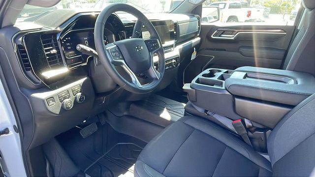 new 2026 Chevrolet Silverado 1500 car, priced at $44,671