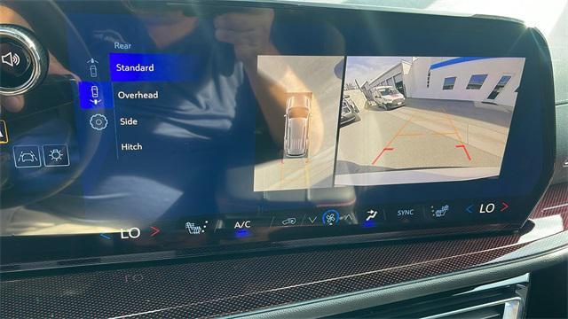 new 2026 Chevrolet Traverse car, priced at $54,160