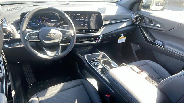 new 2026 Chevrolet Equinox car, priced at $28,915