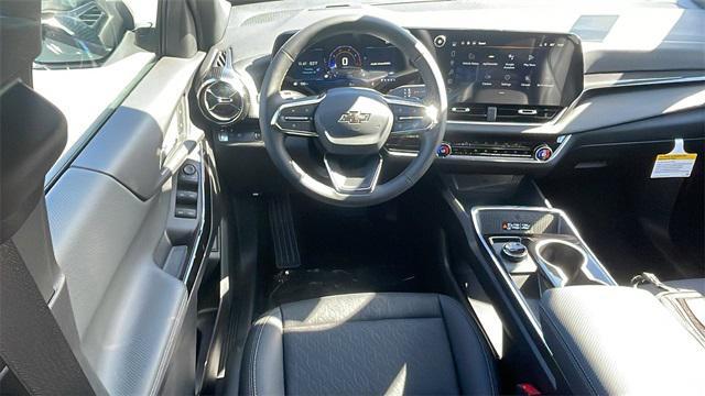 new 2026 Chevrolet Equinox car, priced at $28,915