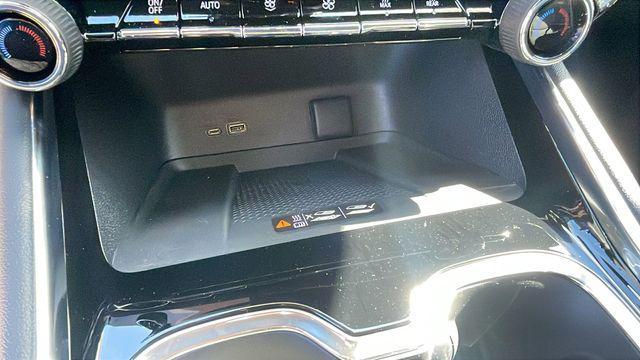 new 2026 Chevrolet Traverse car, priced at $52,725