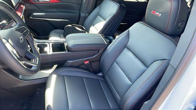 new 2026 Chevrolet Traverse car, priced at $52,725