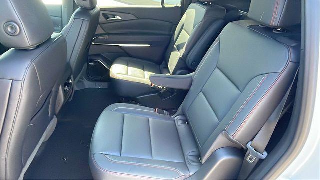 new 2026 Chevrolet Traverse car, priced at $52,725